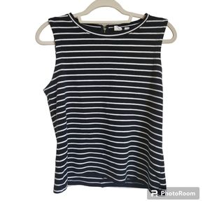 GAP Woman's Striped Shell Size Medium Sleeveless